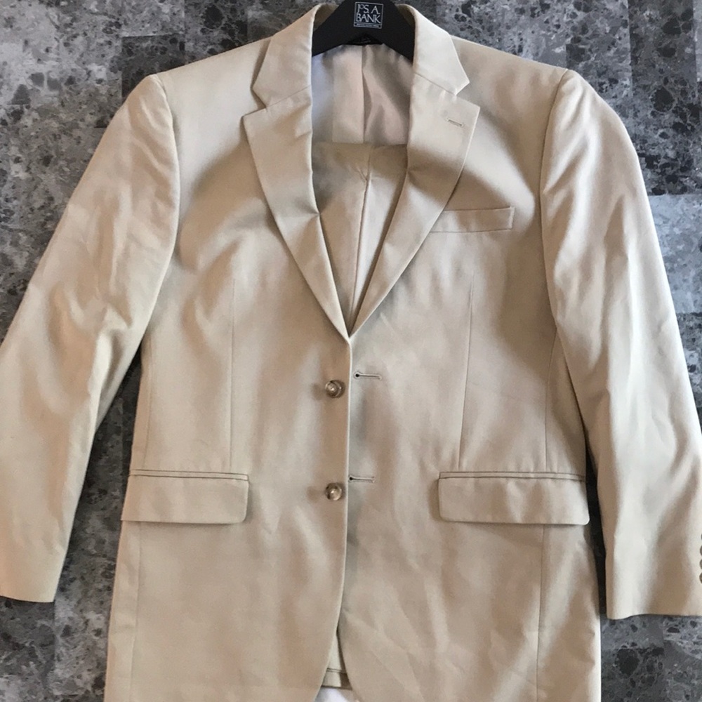 Men’s Suit